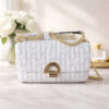 Pochette beige dorée