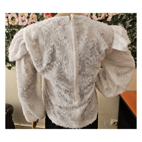 Haut-blanc-4 Haut blanc fleuri