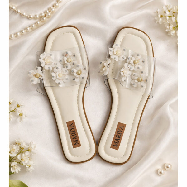 Sandale à fleurs blanche