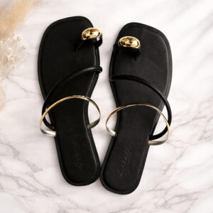 Sandale à lanière noire dorée